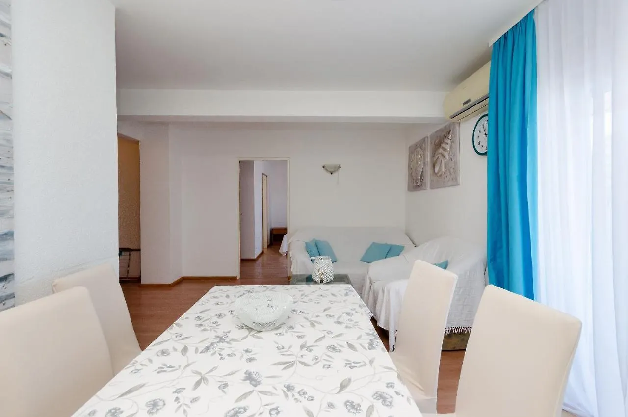 Apartments Meri Banjol 크로아티아