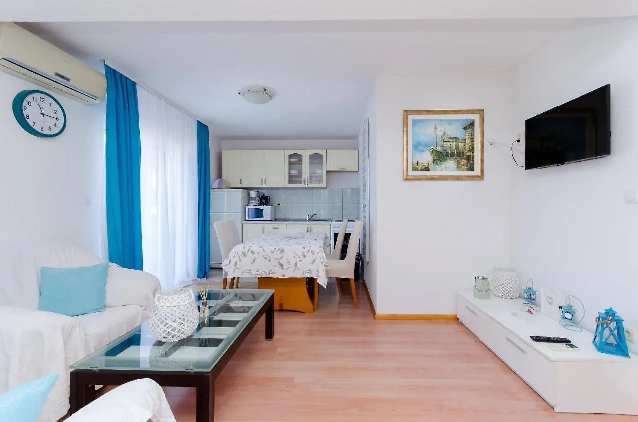 Apartments Meri Banjol